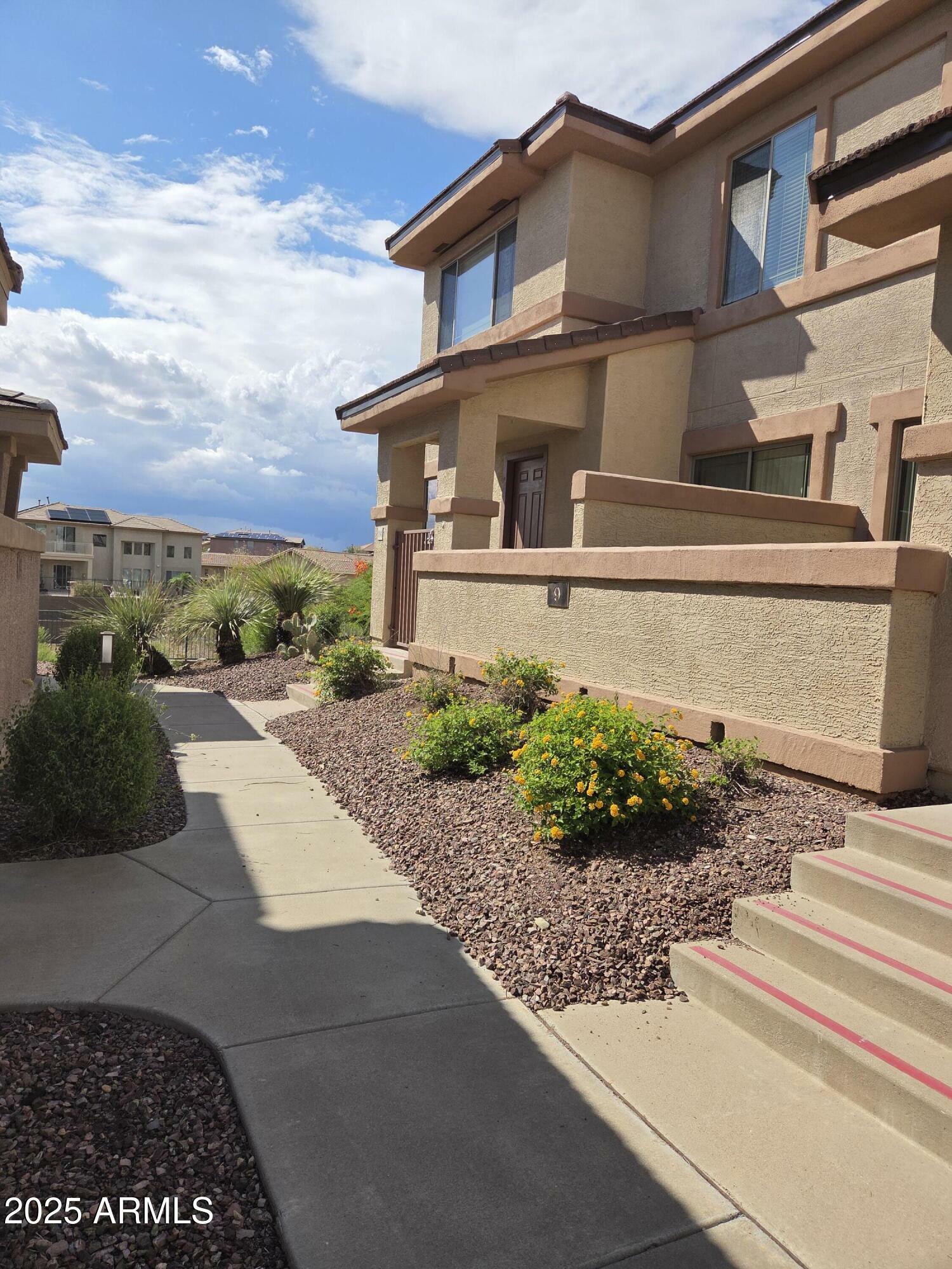 Property Photo: 42424 N Gavilan Peak Parkway 9104 AZ 85086