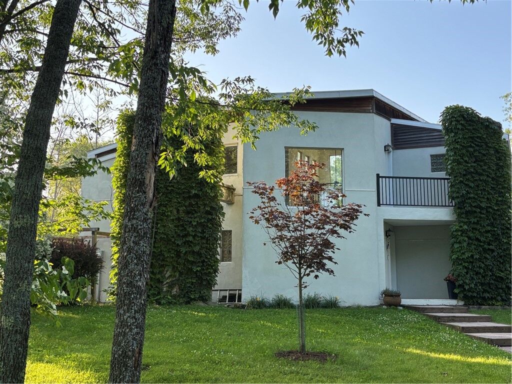 Property Photo:  133 E King Road  NY 14850 