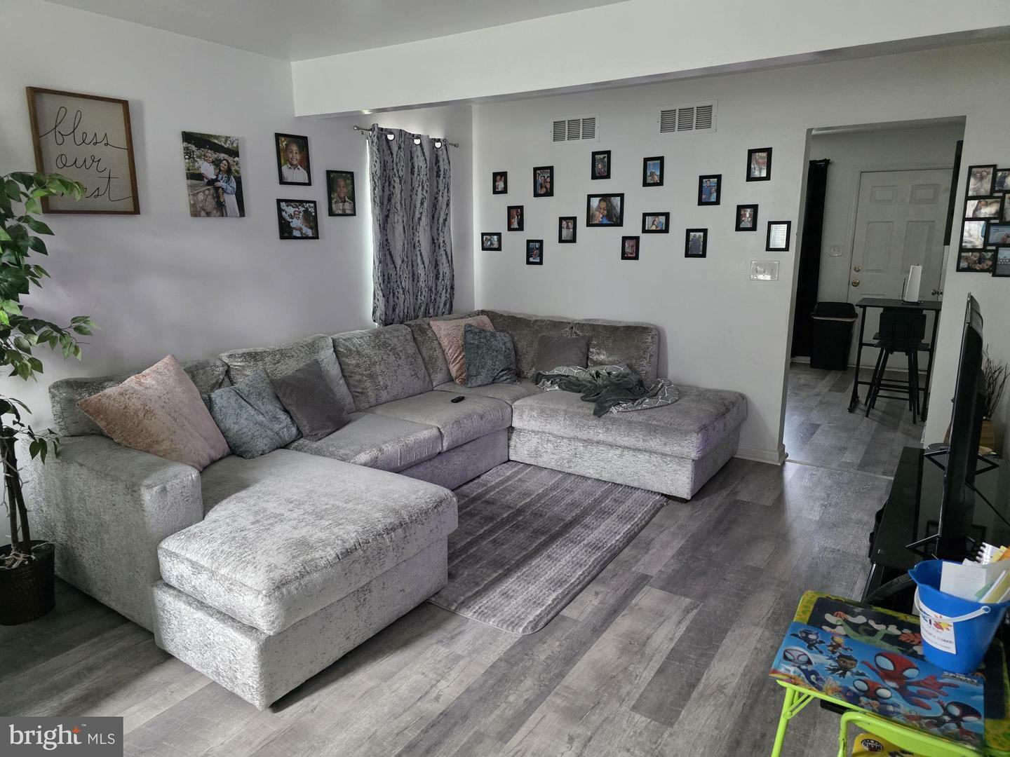 Property Photo: 919 Old Silver Spring Road PA 17055