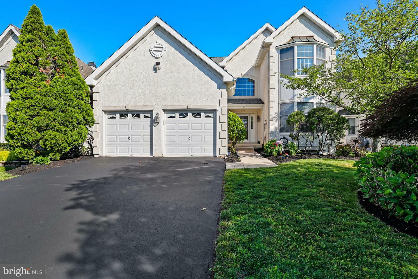 407 Laurel Creek Boulevard  Moorestown NJ 08057 photo