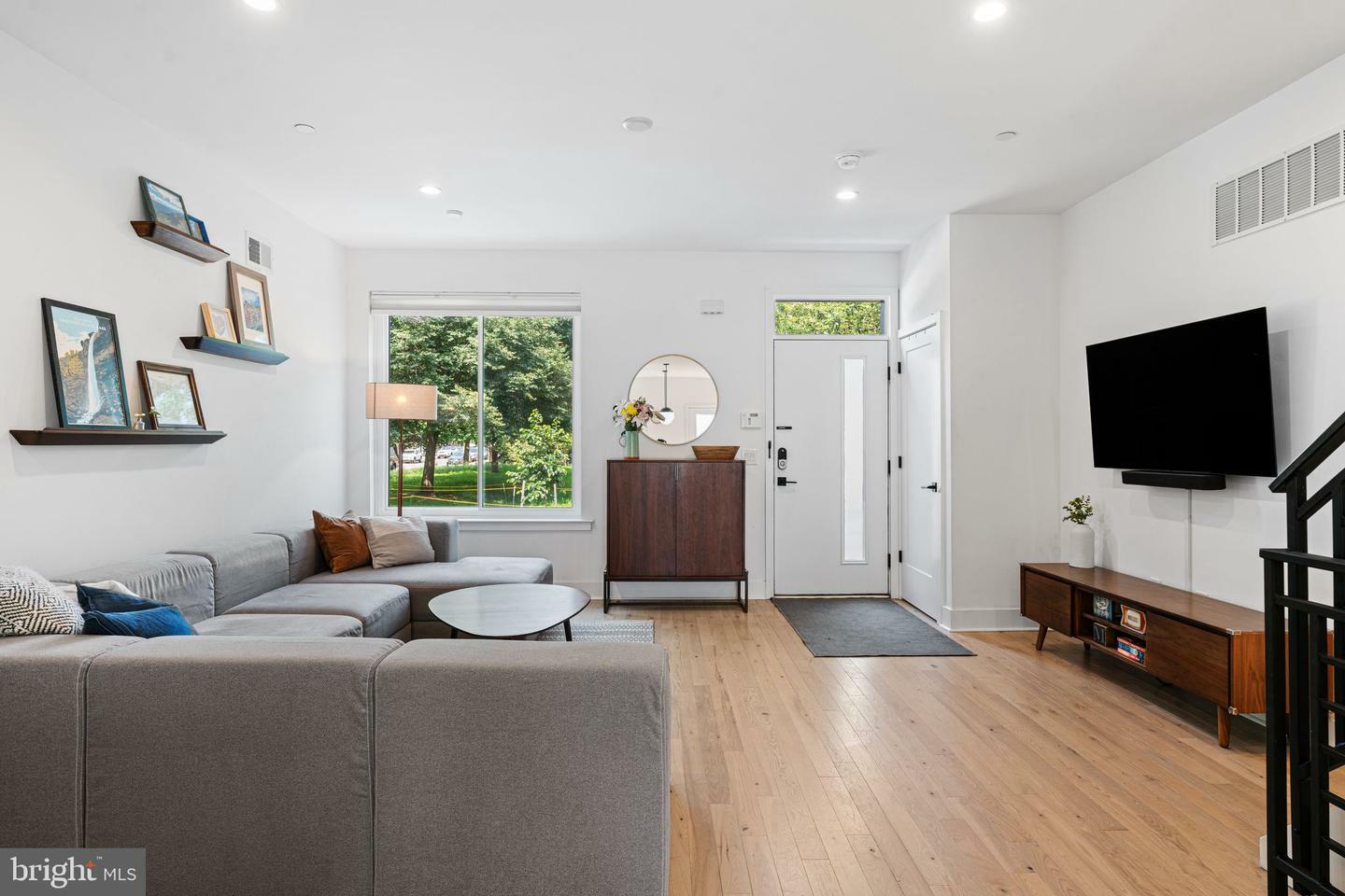 Property Photo: 2206 E Fletcher Street PA 19125
