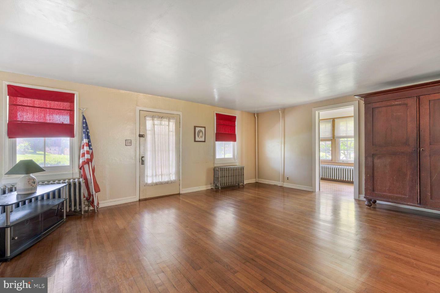 Property Photo: 404 Clear Ridge Road MD 21791