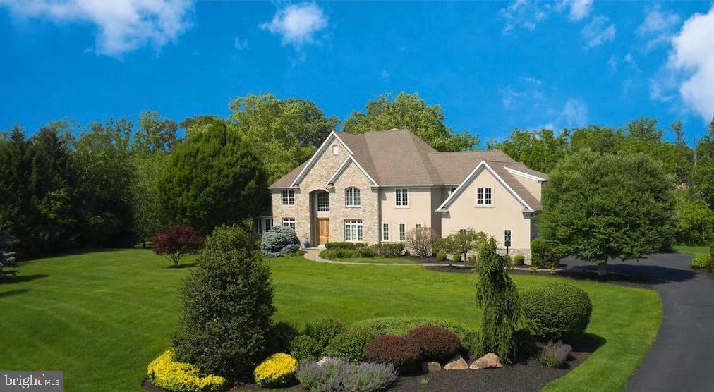 Property Photo: 10 Eastburn Drive PA 18938