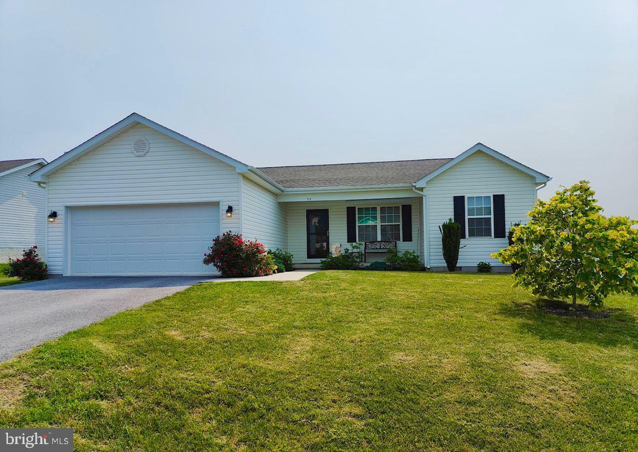 Property Photo: 94 Twickenham Drive WV 25403