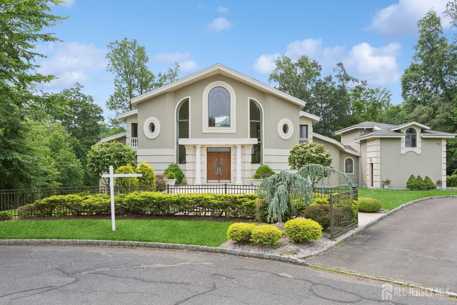 Property Photo:  27 Mare Haven Court  NJ 08902 