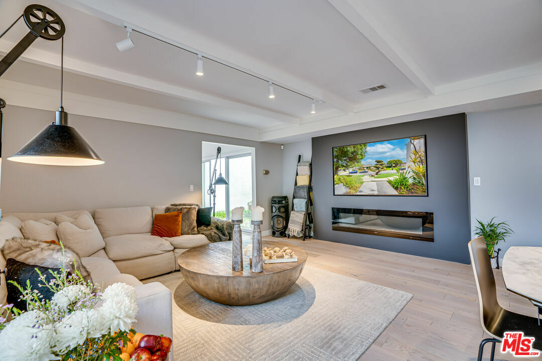 Property Photo:  4101 Tarrybrae Ter  CA 91356 