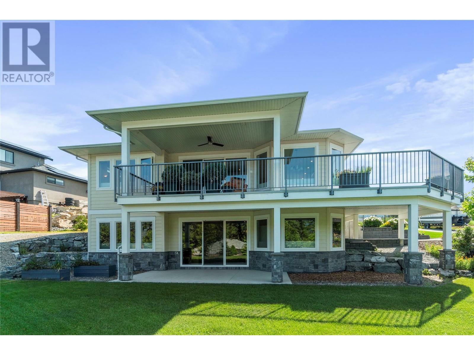 Property Photo: 4230 20 Street Northeast BC V1E 0C9
