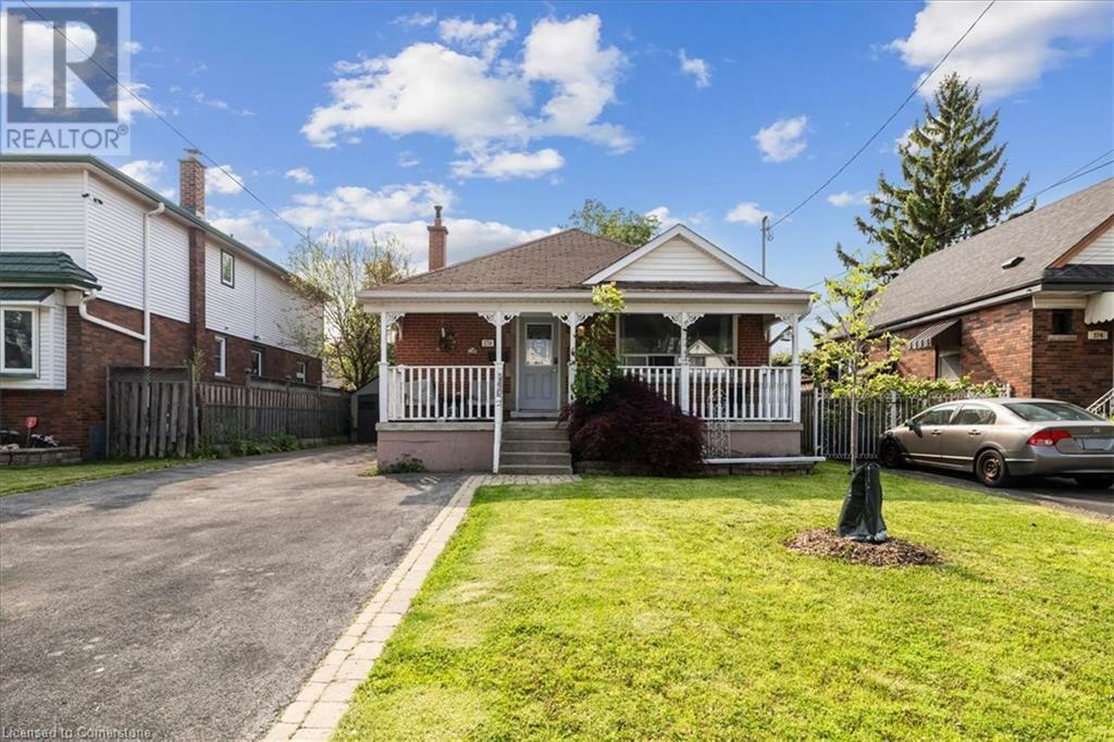 Photo de la propriété: 276 East 37th Street ON L8V 4B3