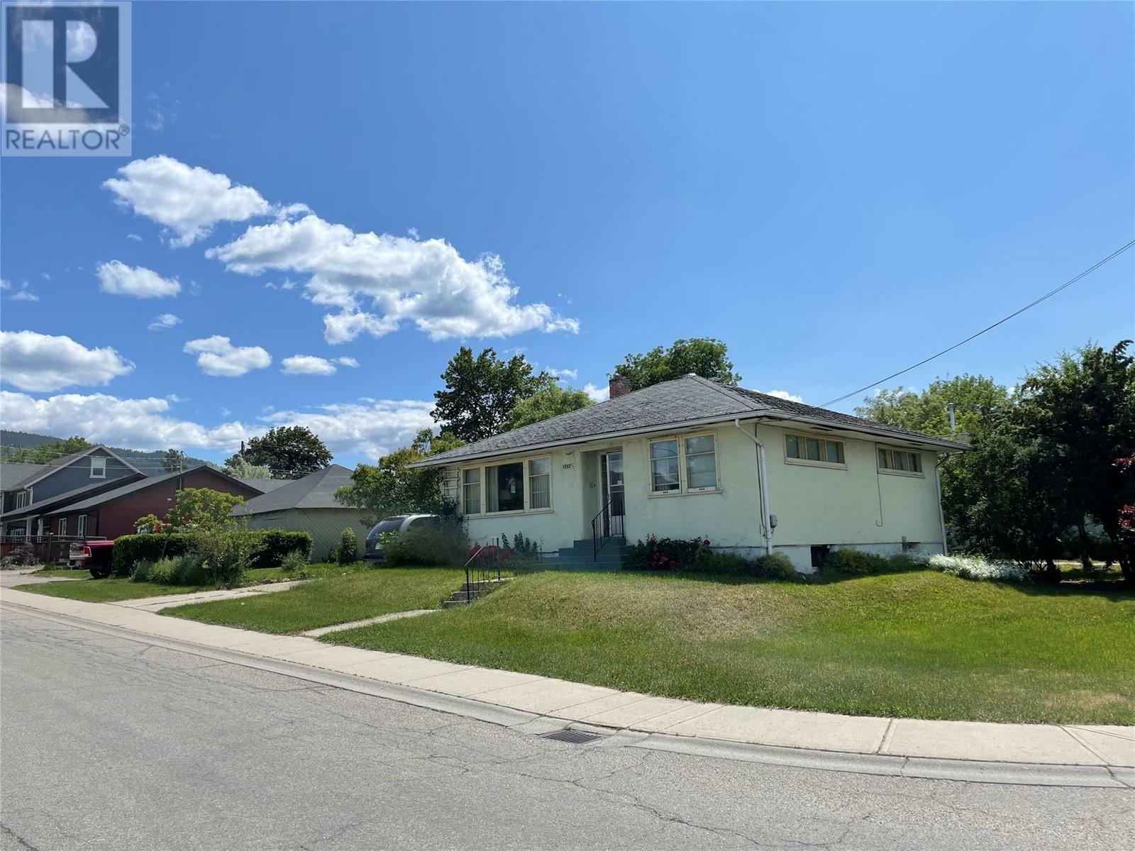 Property Photo: 1802 35 Avenue BC V1T 2R8