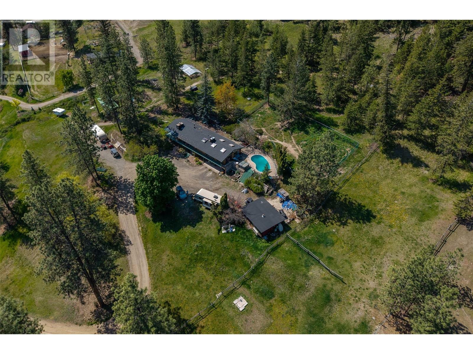 Property Photo: 7050 Westsyde Road BC V2C 1Z3