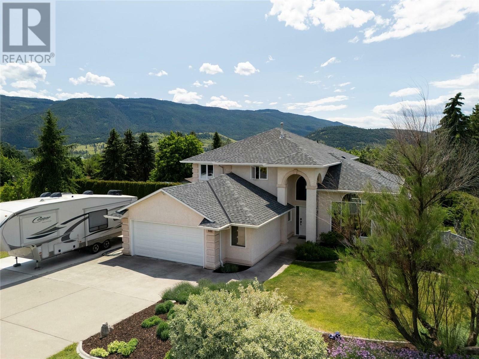 Property Photo: 444 Rockland Drive BC V1B 2X5