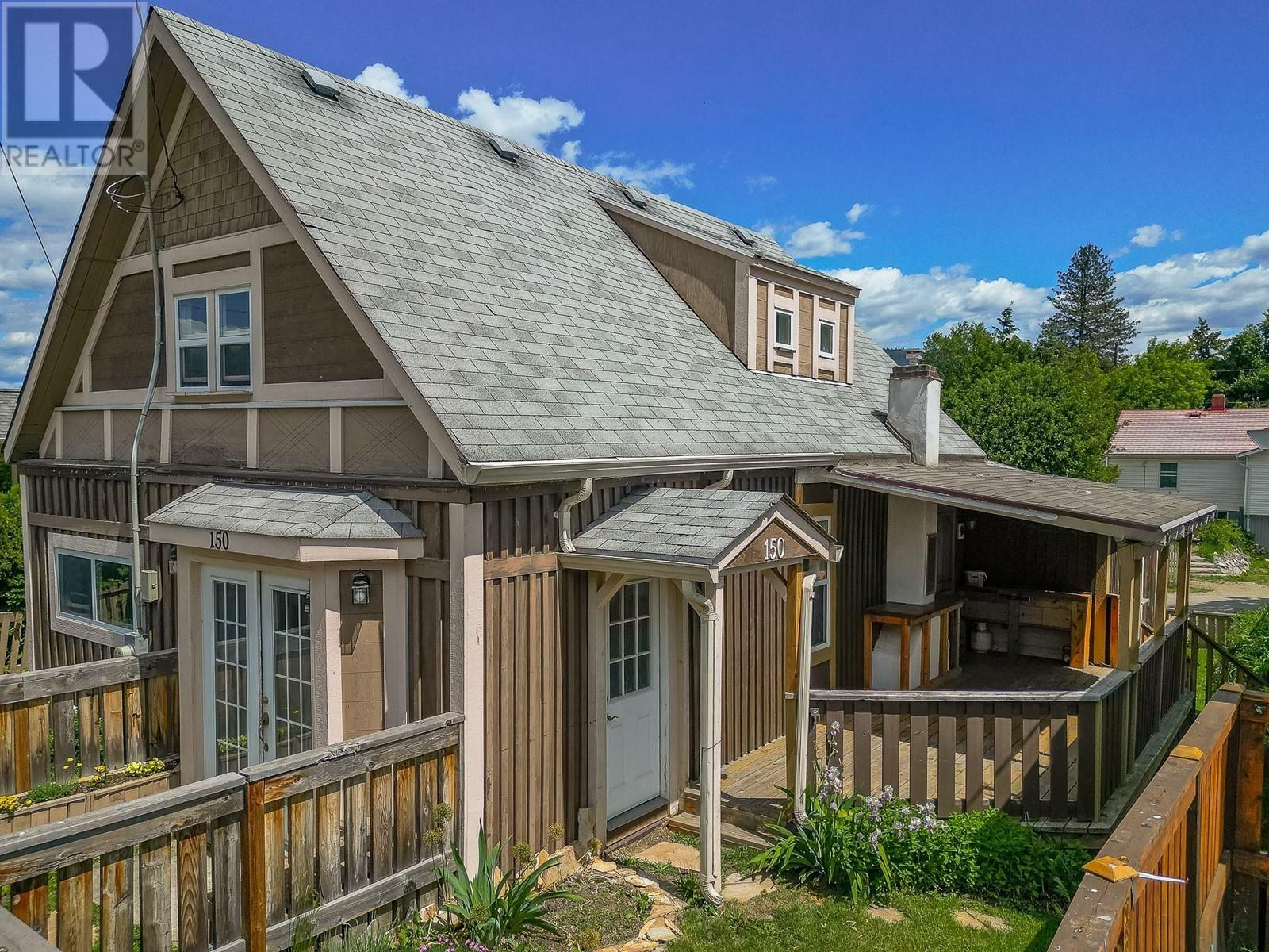 Photo de la propriété: 150 1 Street Southeast BC V1E 4H5