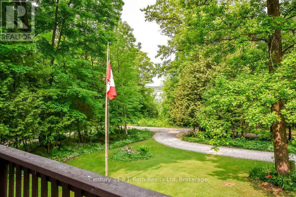 Property Photo: 1755 Twin Oaks Crescent ON L0K 1E0