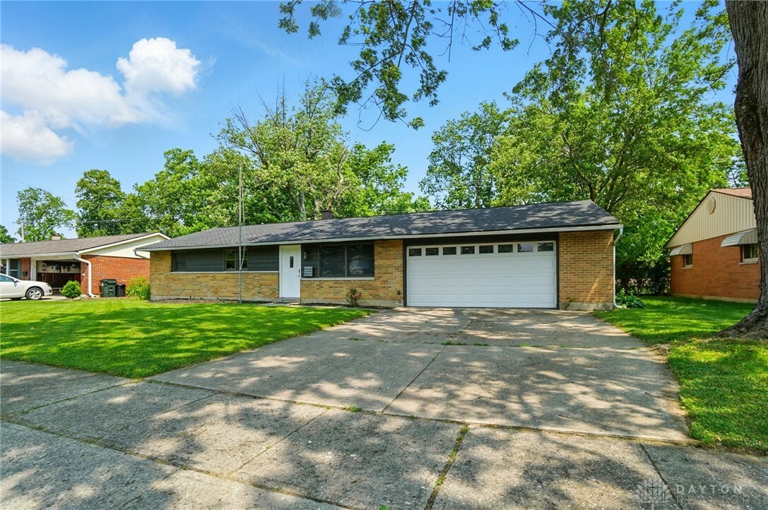 Property Photo: 1047 Bosco Avenue OH 45377