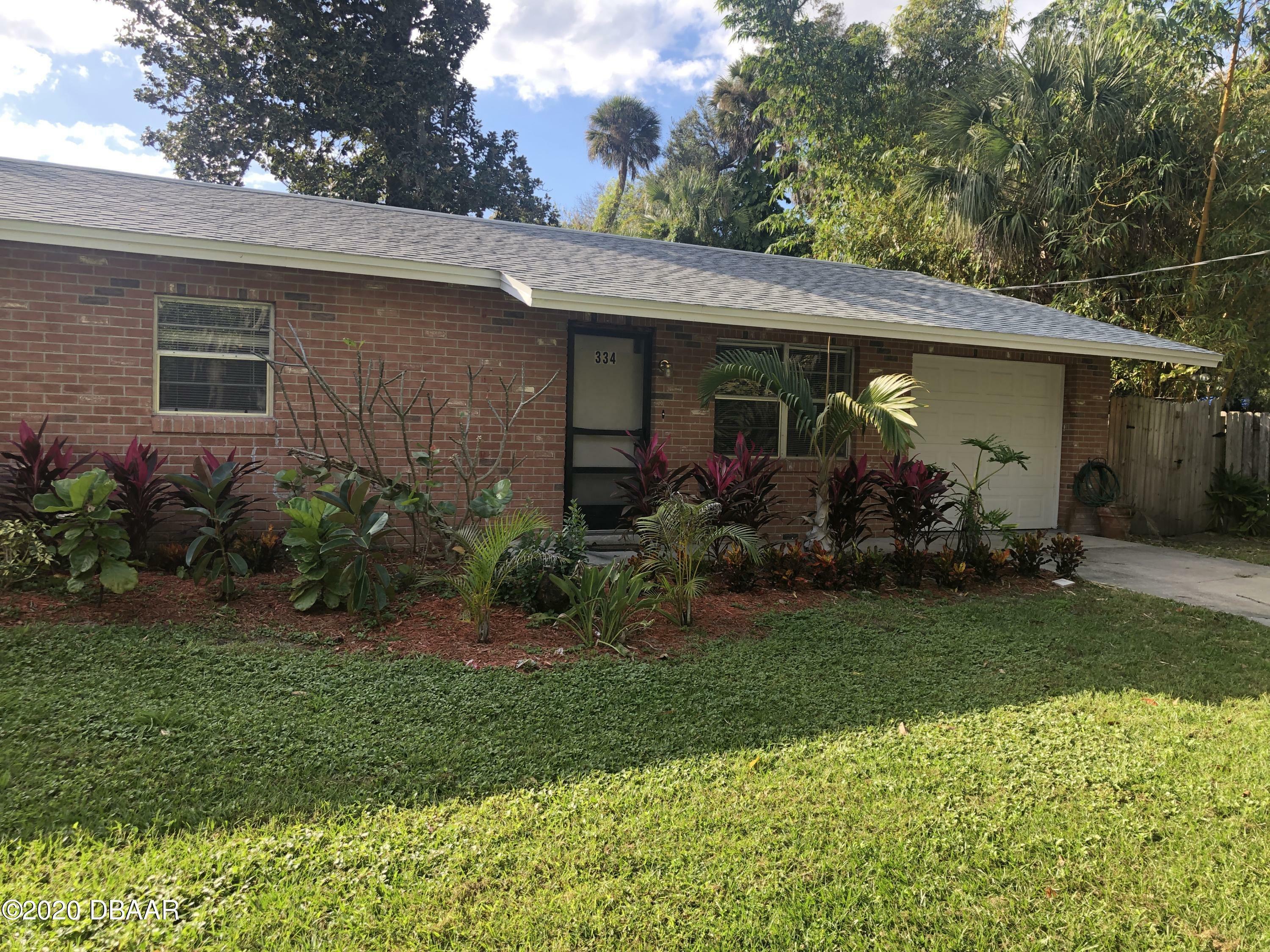 Property Photo: 334 Tropical Lane FL 32174