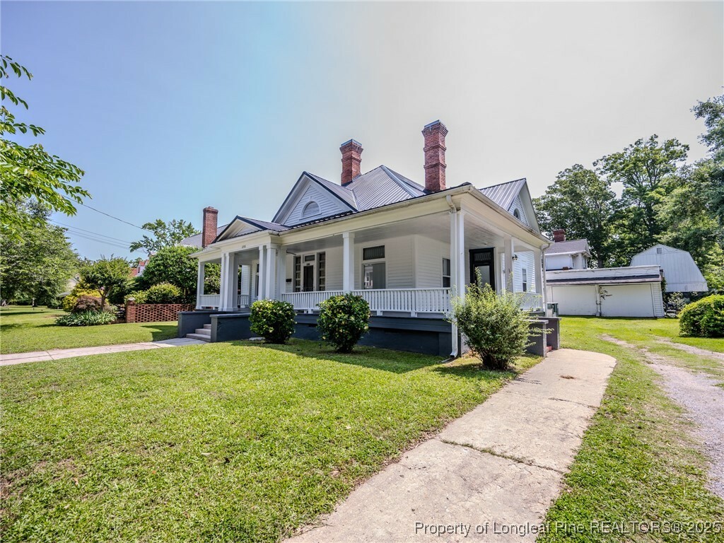 Property Photo: 1206 Elm Street N NC 28358