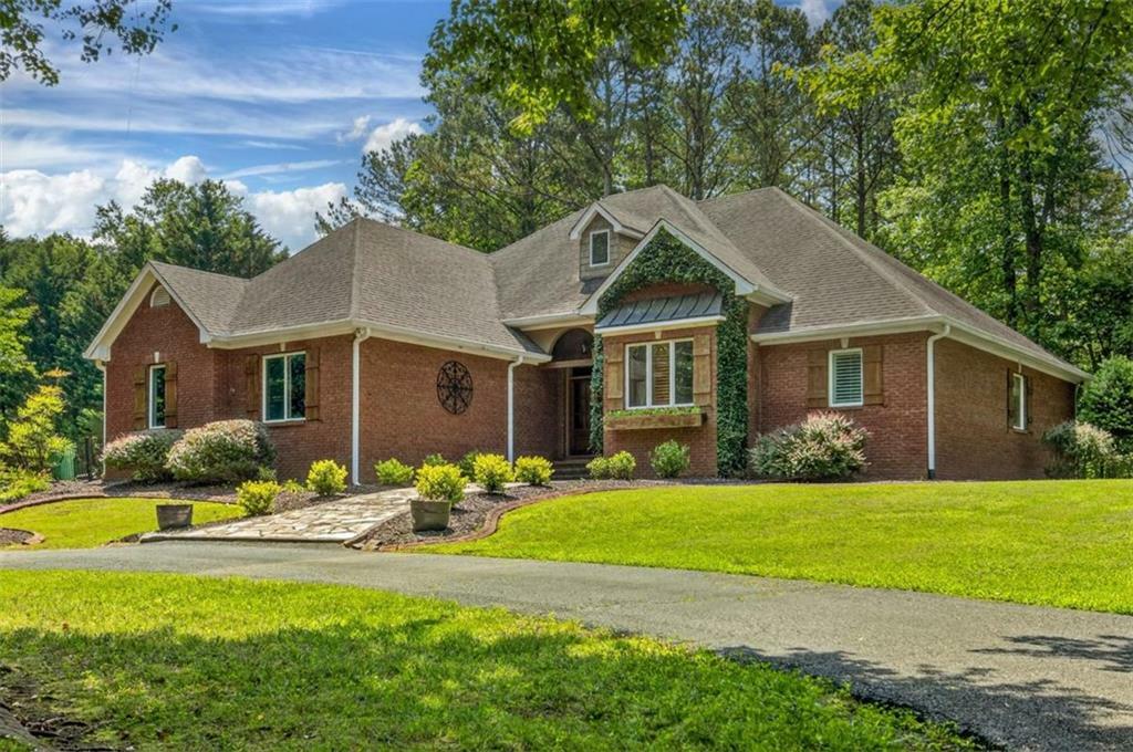 Property Photo: 312 Sterling Road GA 30143