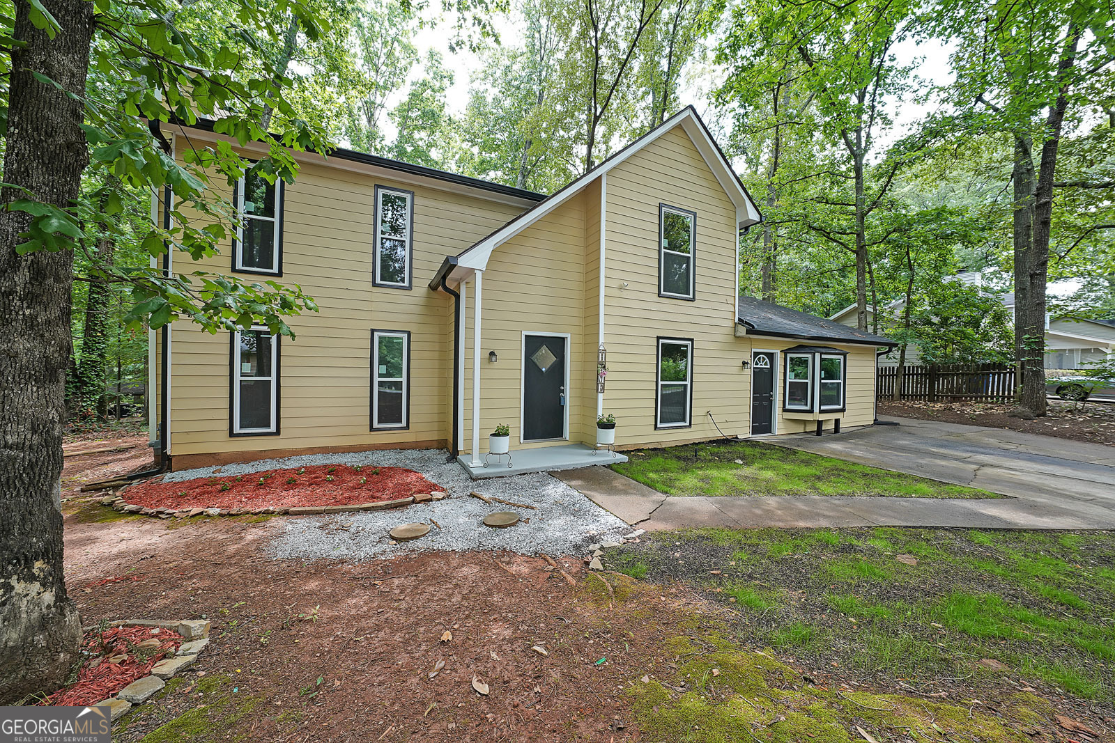 Property Photo: 7156 Whitfield Drive GA 30296