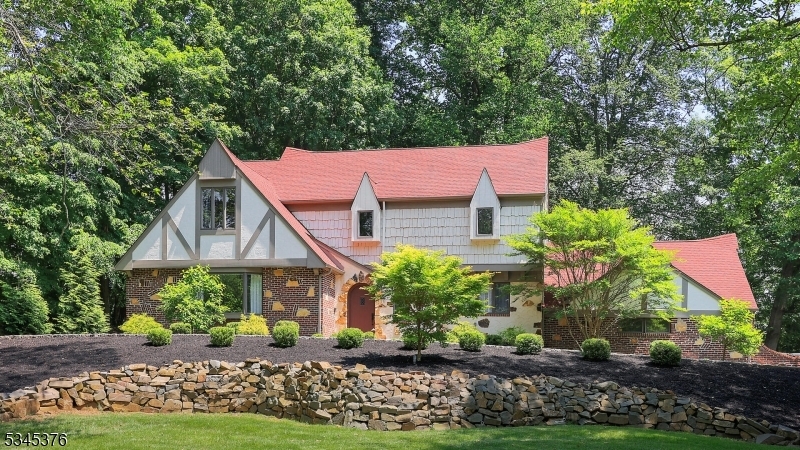 Property Photo: 11 Stoningham Dr NJ 07059