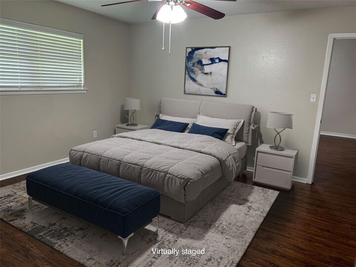 Property Photo:  5 Lazybrook Street  TX 77515 