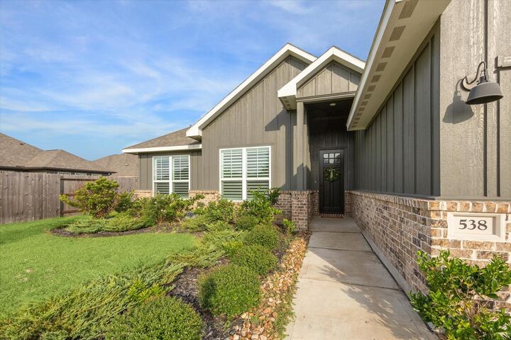 Property Photo:  538 Still Water Ridge Lane  TX 77474