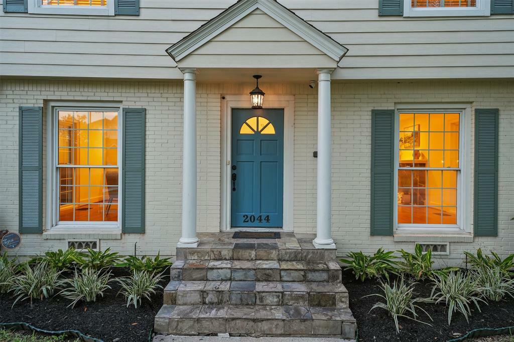 Property Photo: 2044 Branard Street TX 77098