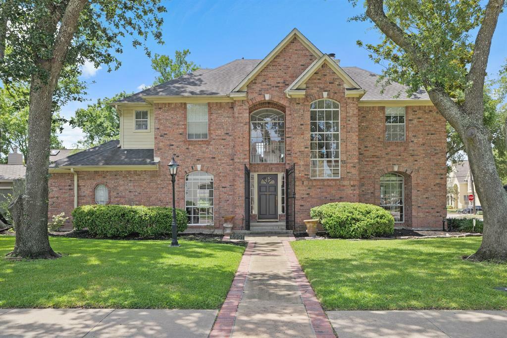 Property Photo:  4991 Willow Street  TX 77401 