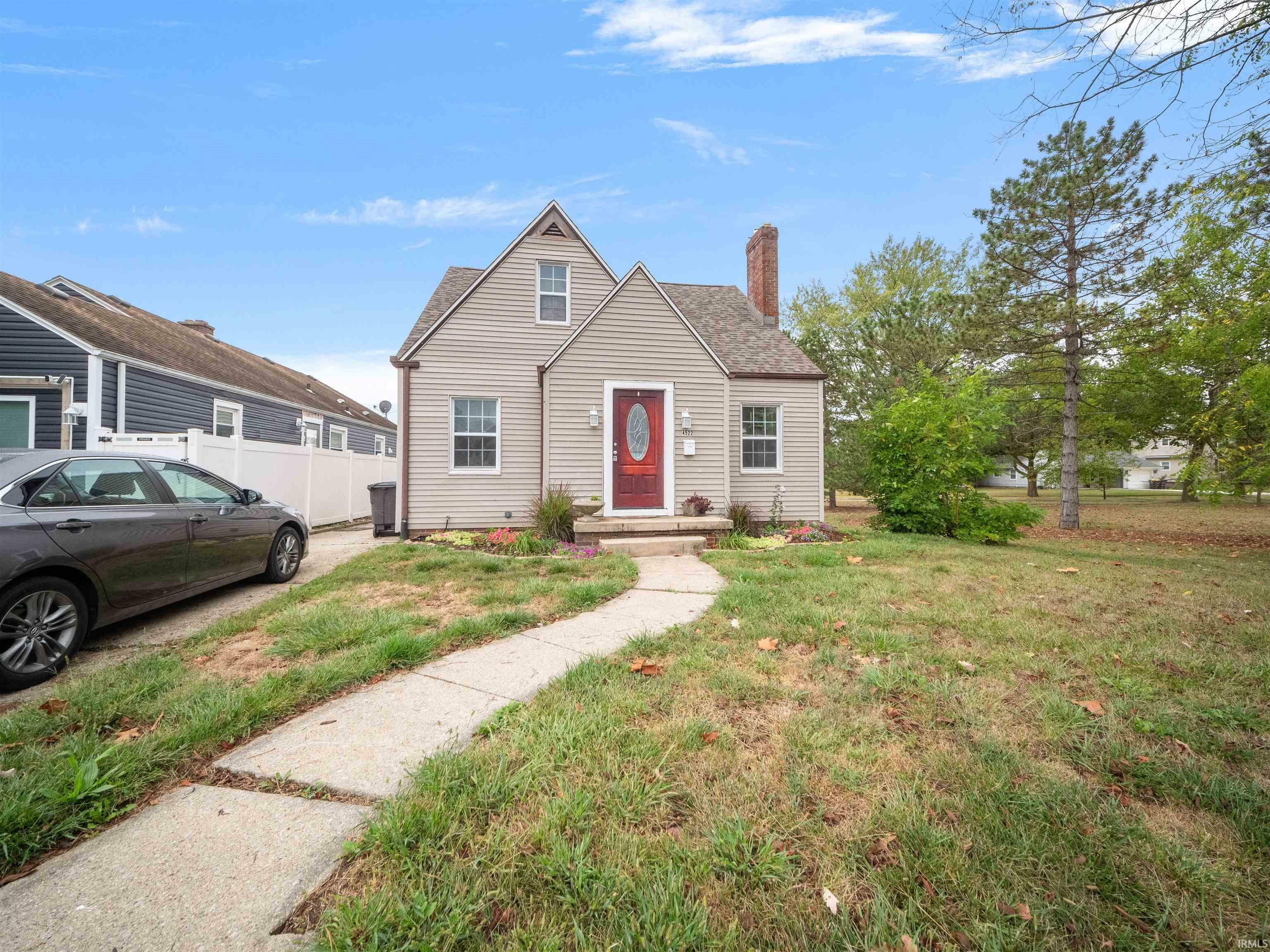 Property Photo: 4522 S Calhoun Street IN 46807