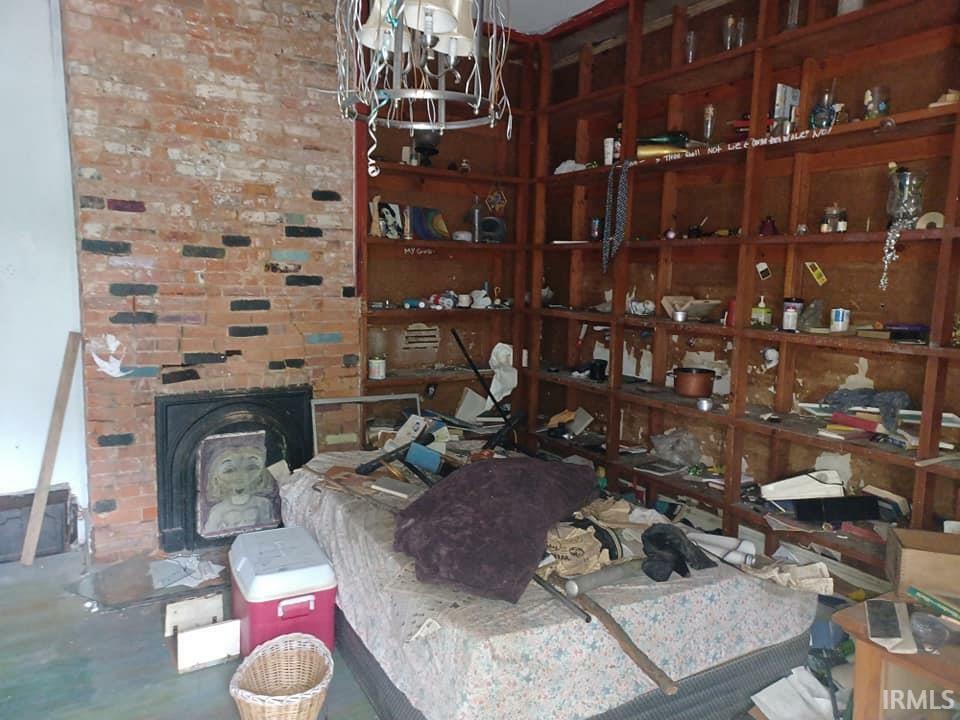 Property Photo: 1 E Powell Street IN 47713