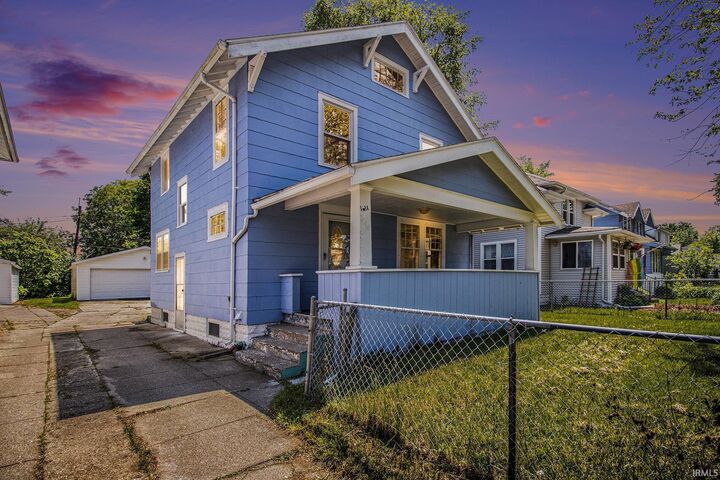 1014 Lawndale Avenue  South Bend IN 46628-2726 photo