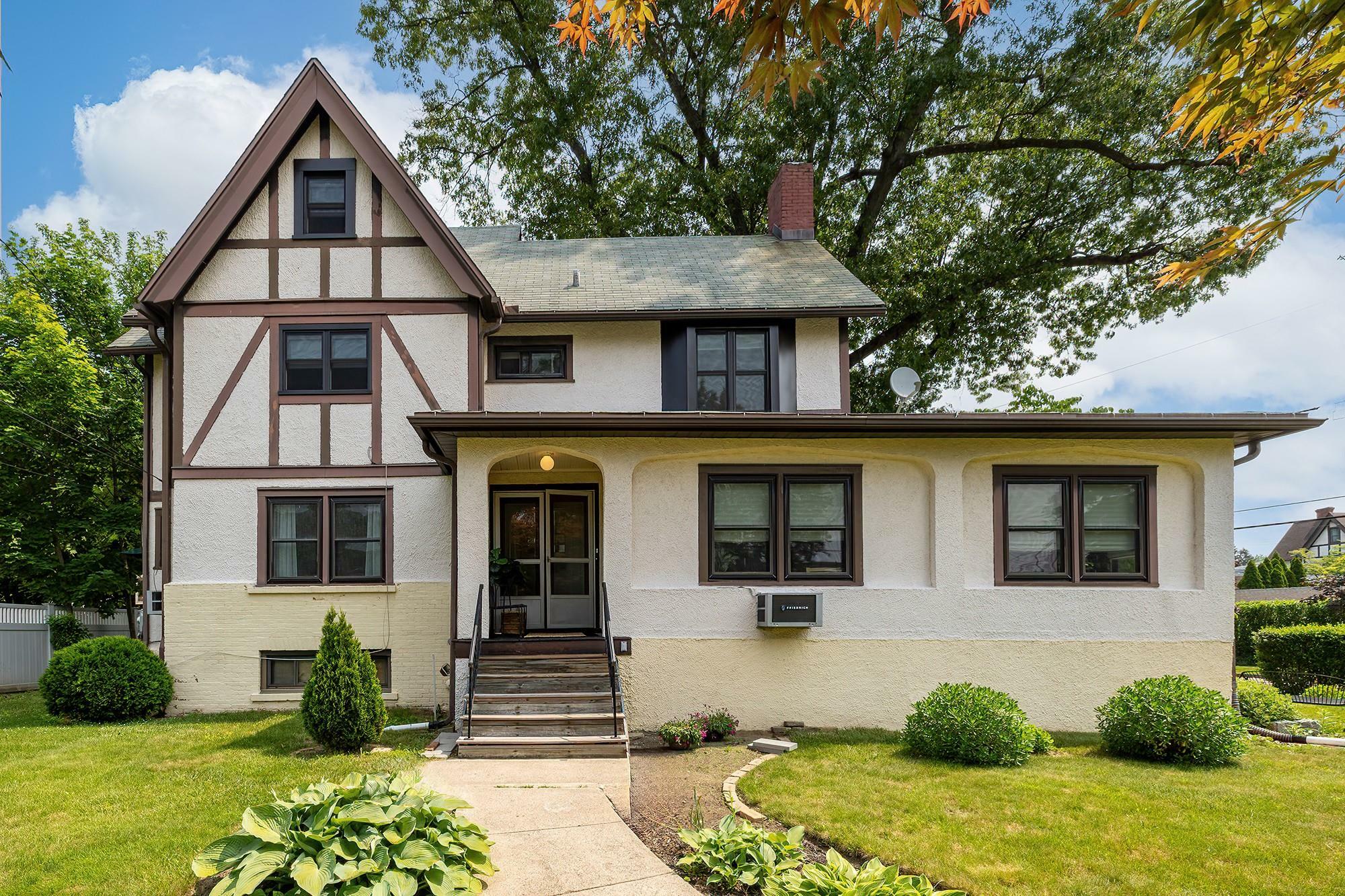 Property Photo: 25 Midland Avenue NY 10606