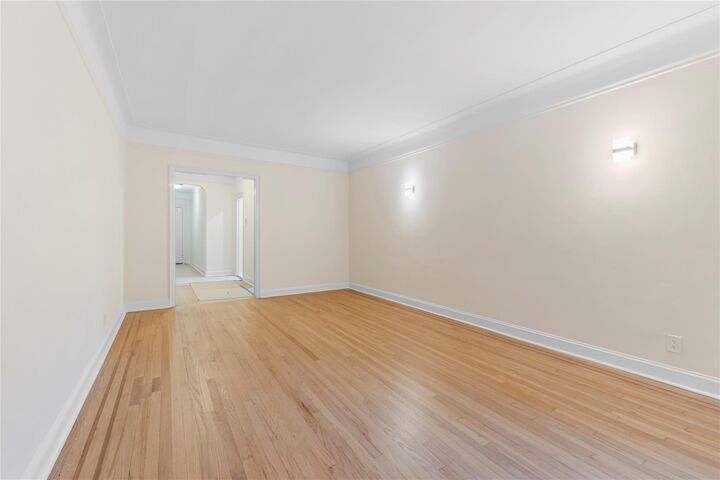 Property Photo:  11007 73rd Road 4D  NY 11375 