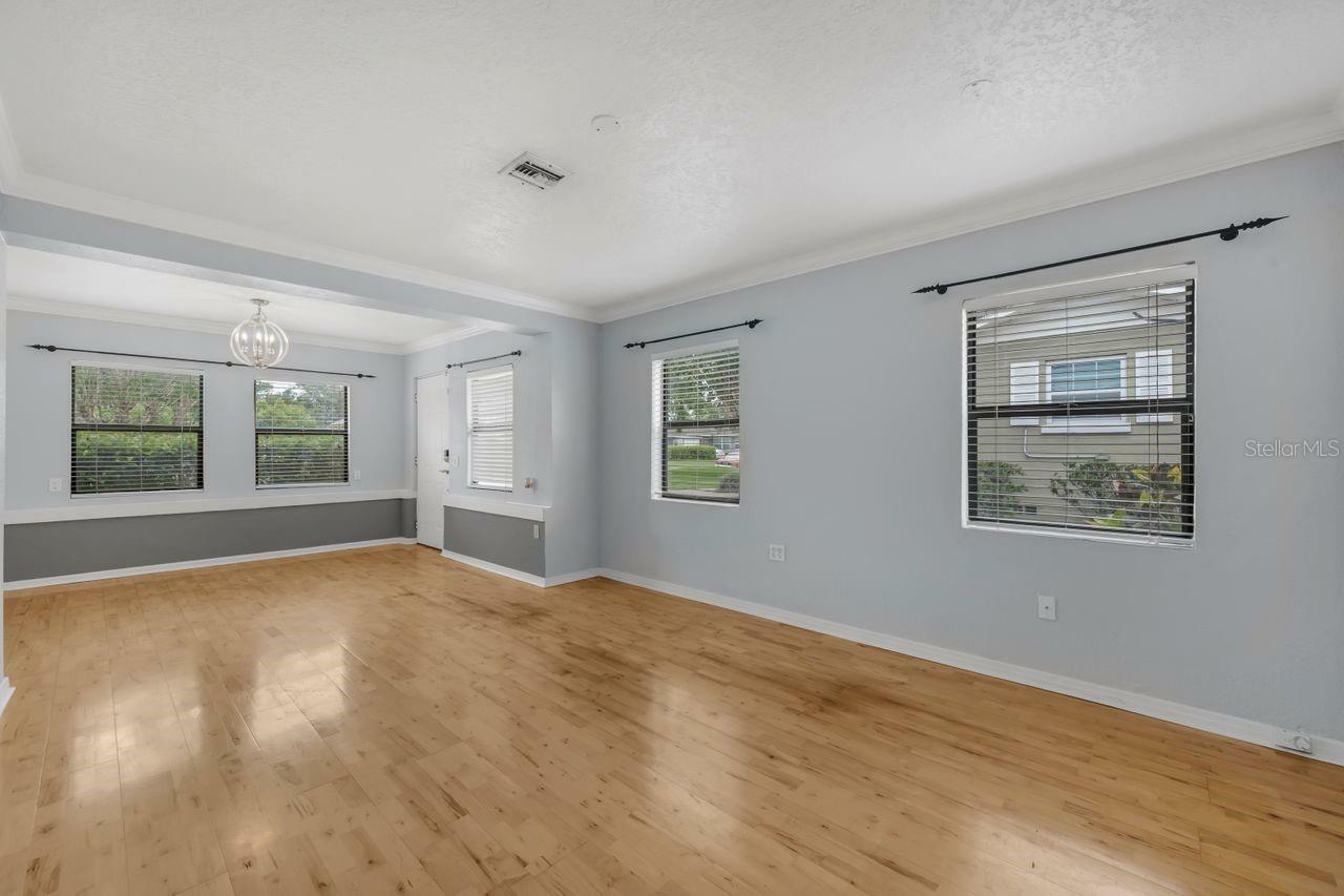 Property Photo: 1021 N Forest Avenue FL 32803