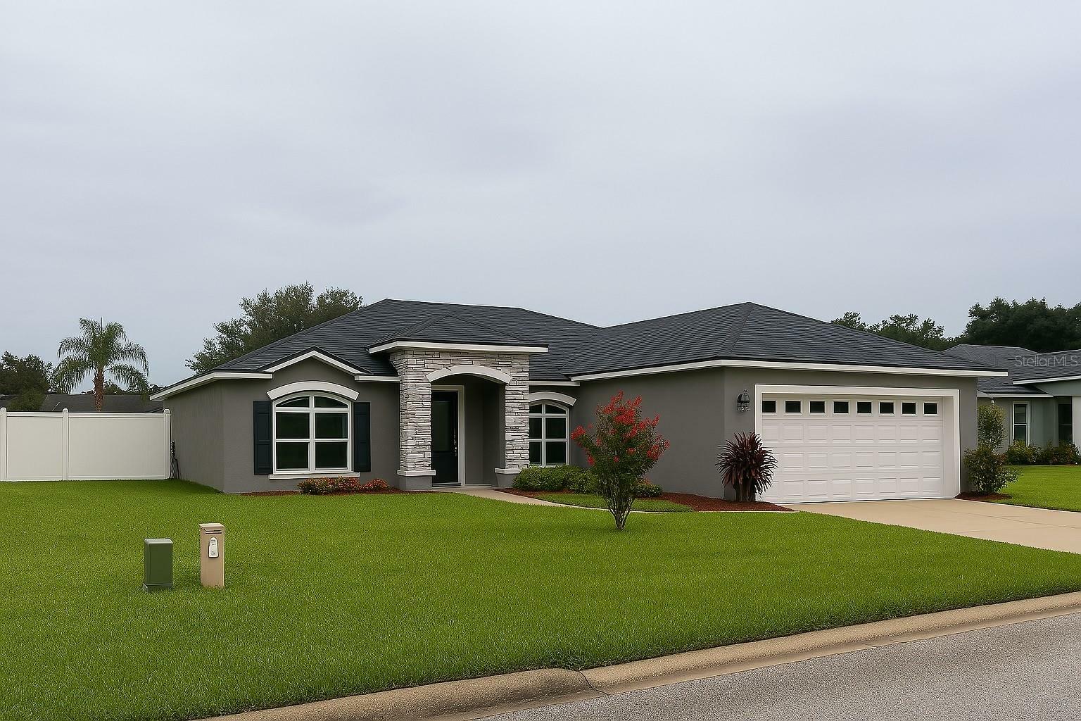 Property Photo: 7144 Remington Oaks Loop FL 33810