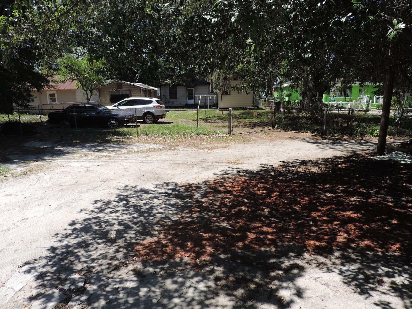 Property Photo: 505 E Virginia Av FL 33603