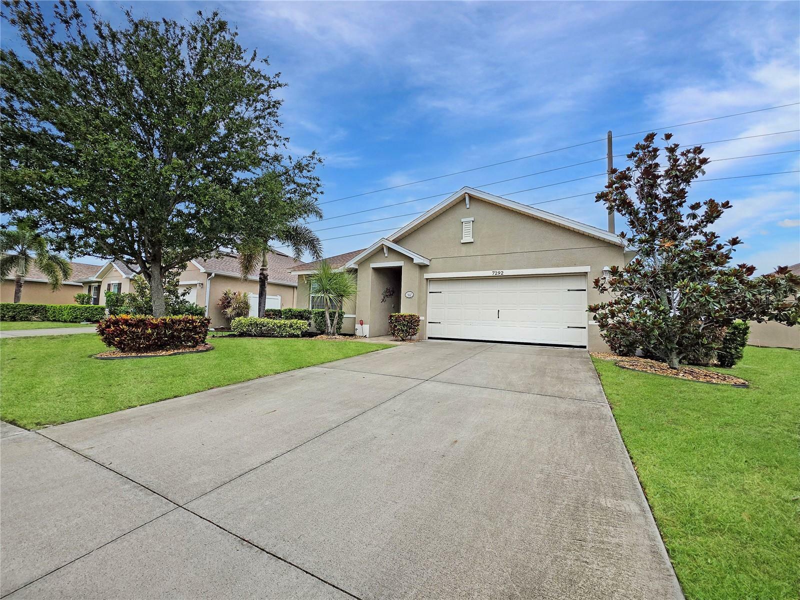 Property Photo: 7292 Mikasa Drive FL 33950