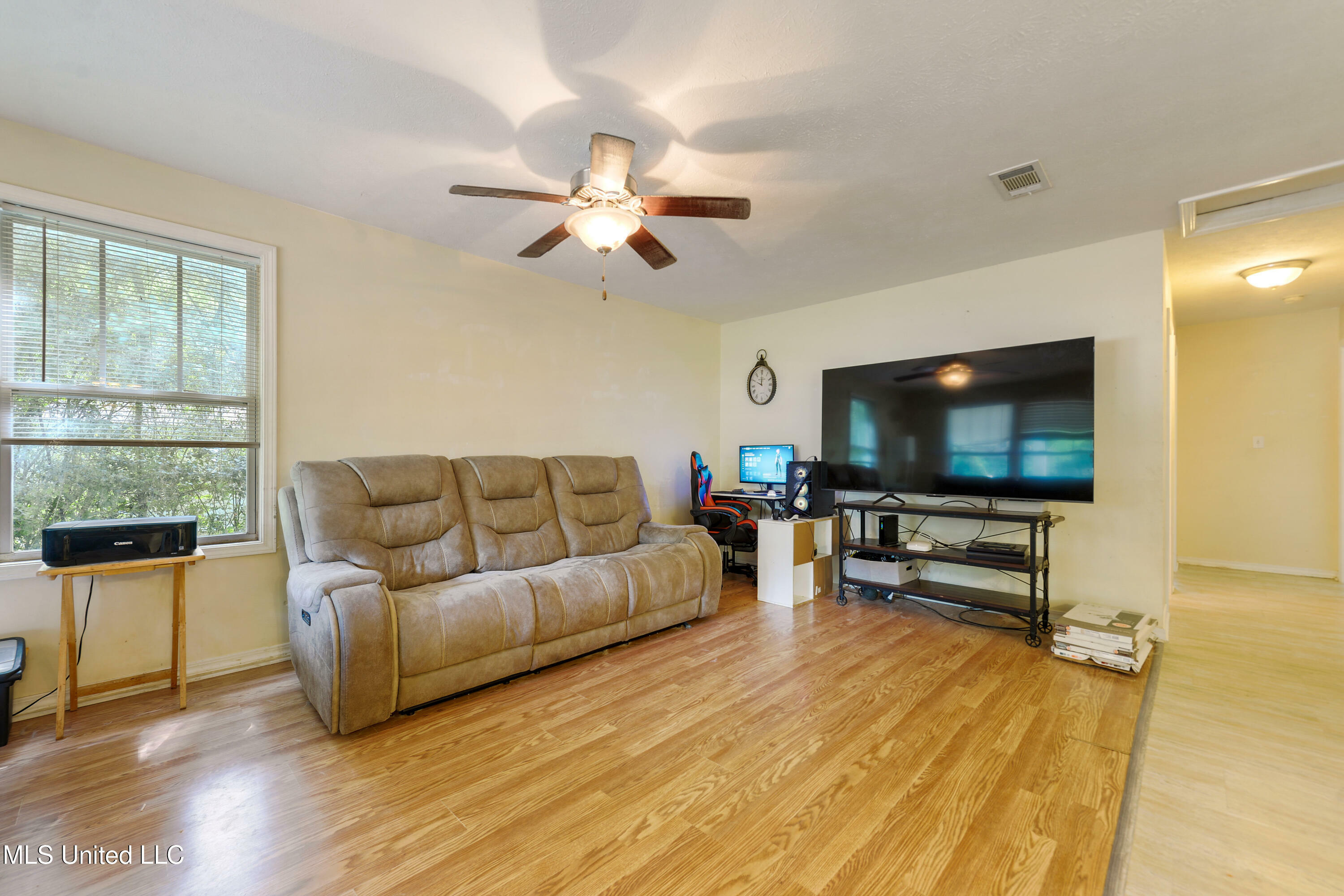 Property Photo: 9726 Limu Place MS 39525