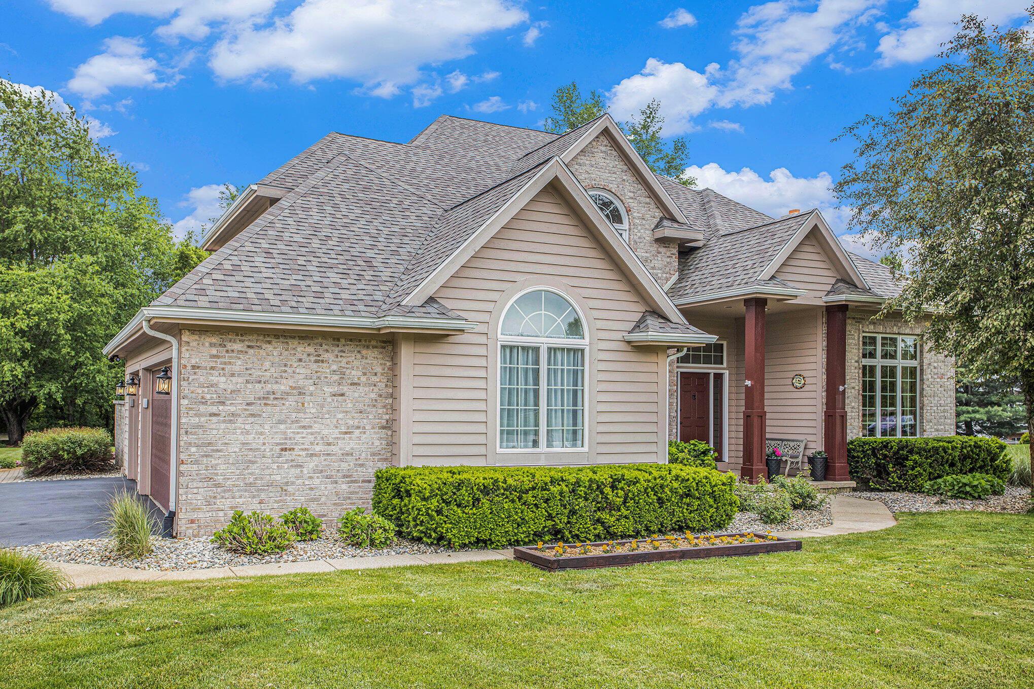 Property Photo:  245 Minges Hills Drive  MI 49015 