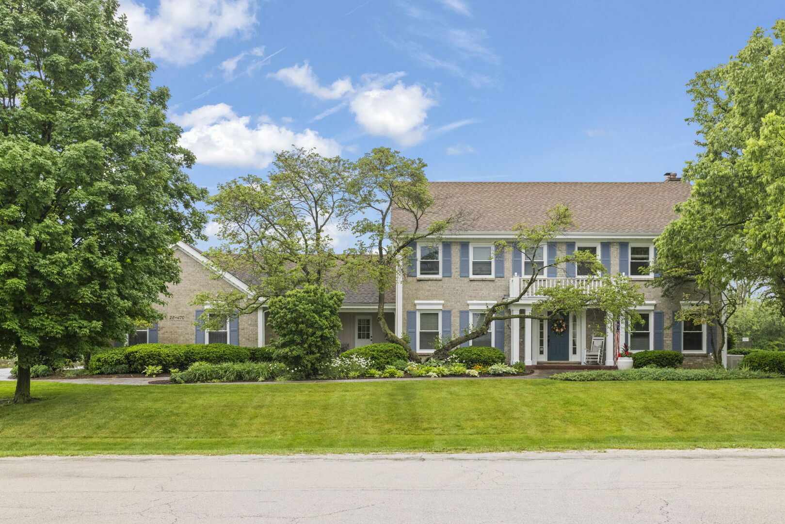 28W470 Lorraine Drive  Winfield IL 60190 photo