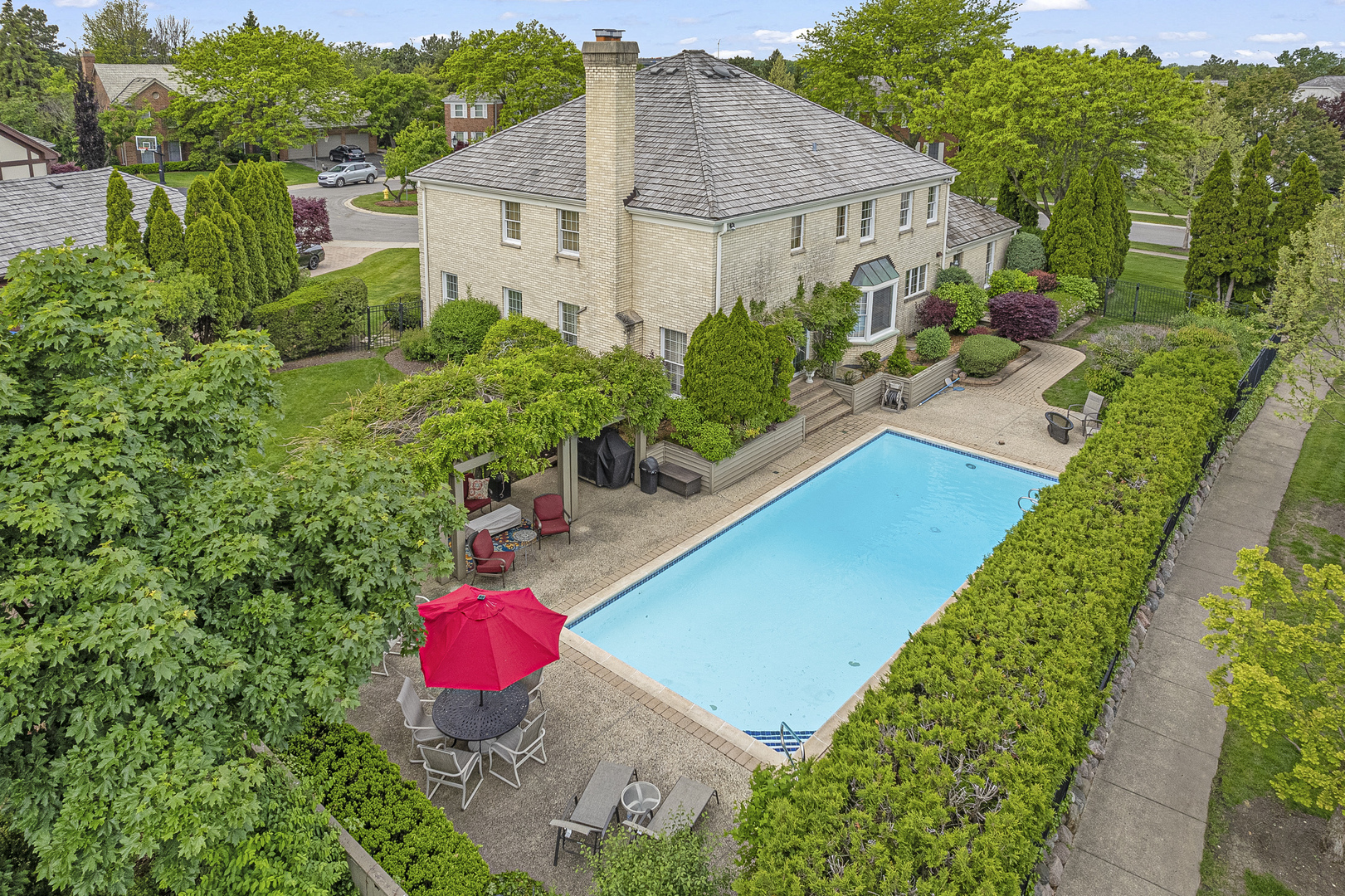 Property Photo: 2308 Indian Ridge Drive IL 60026