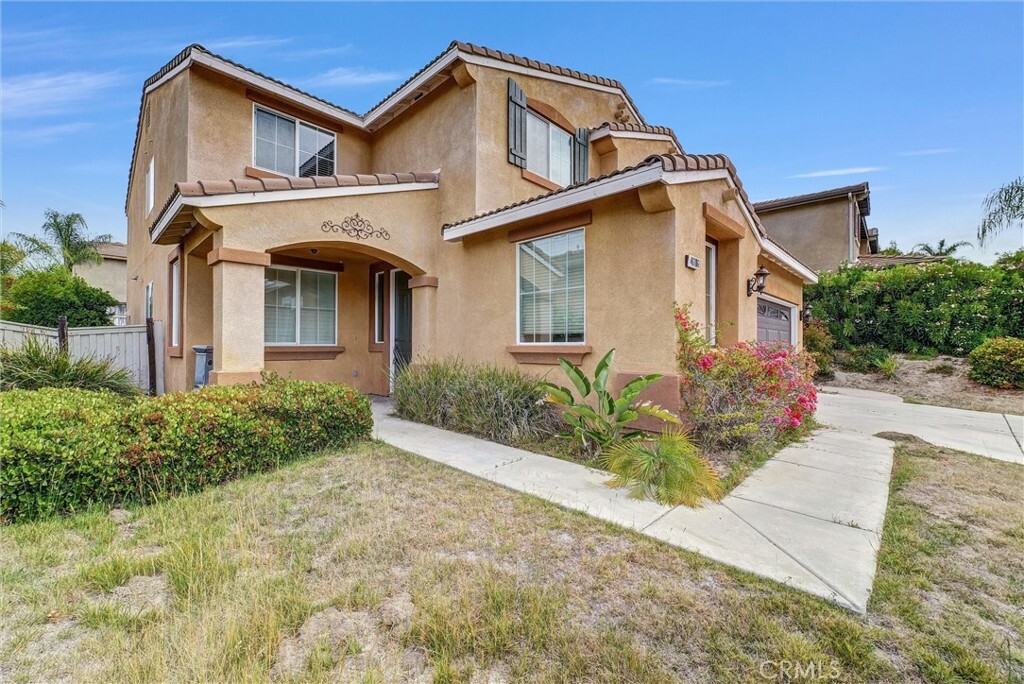 Property Photo: 46186 Via La Tranquila CA 92592