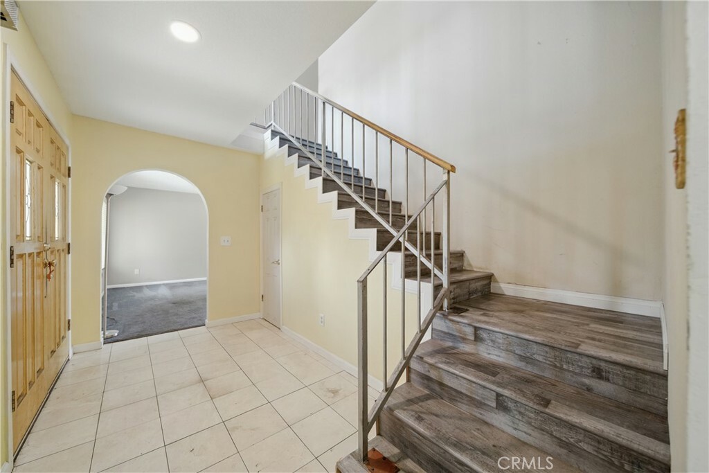 Property Photo:  918 Sequoia Court  CA 91773 
