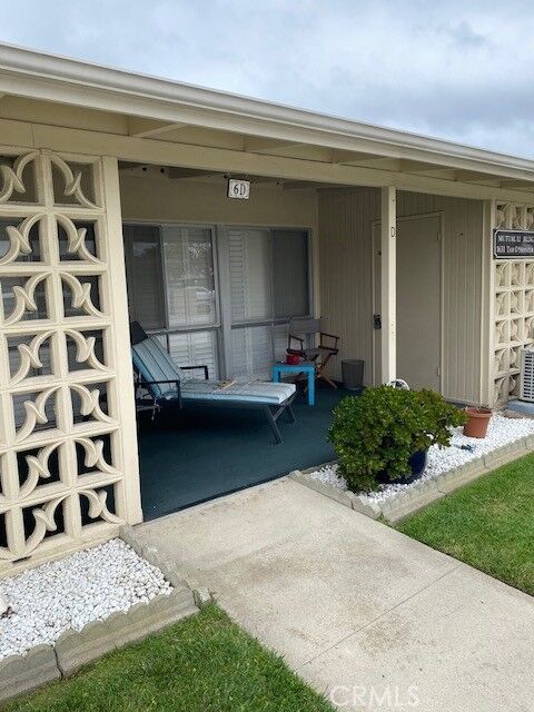 Property Photo:  1631 Tam O'Shanter 6D  CA 90740 