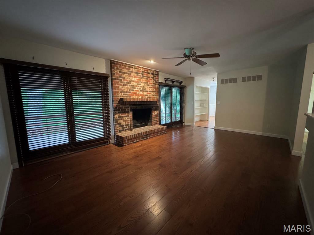 Property Photo: 5810 White Pine Drive MO 63129