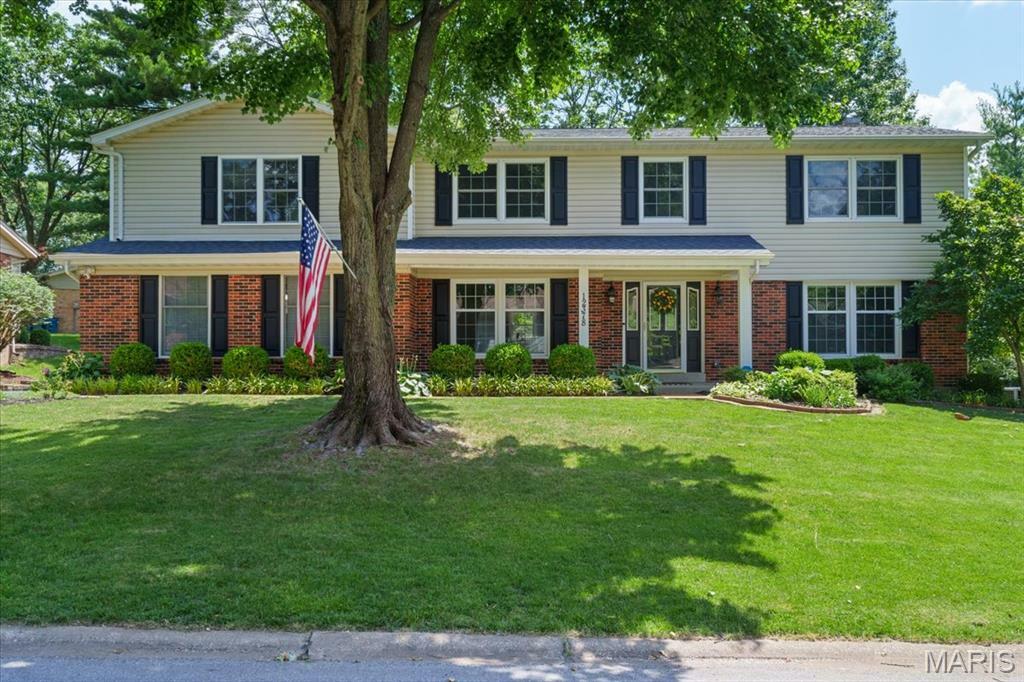 Property Photo: 12378 Woodline Drive MO 63141