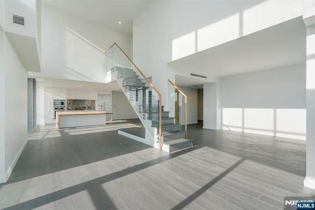 Property Photo:  320 Adolphus Avenue 1115  NJ 07010 
