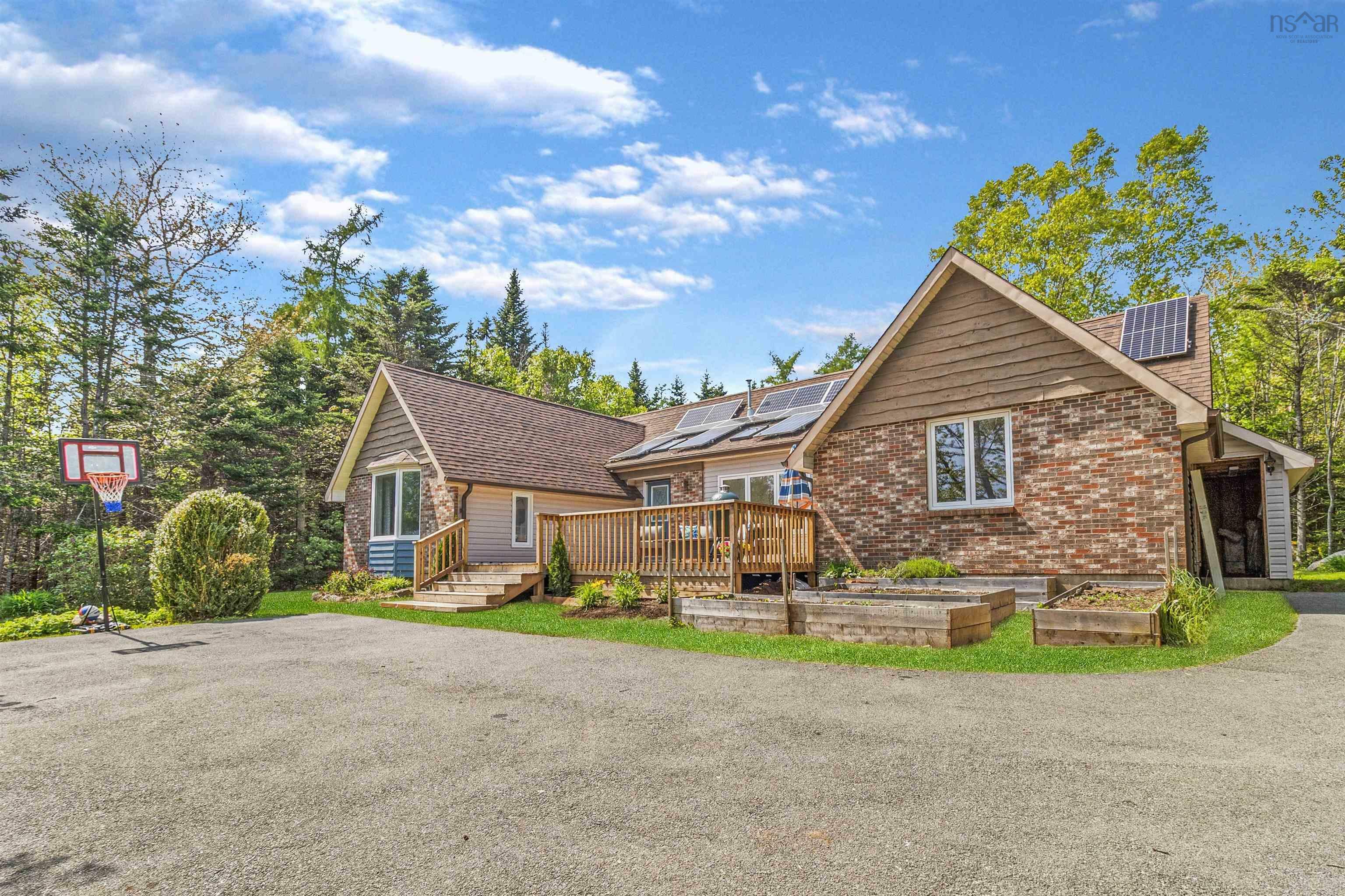 Property Photo: 252 Hillside Drive NS B3Z 1W8