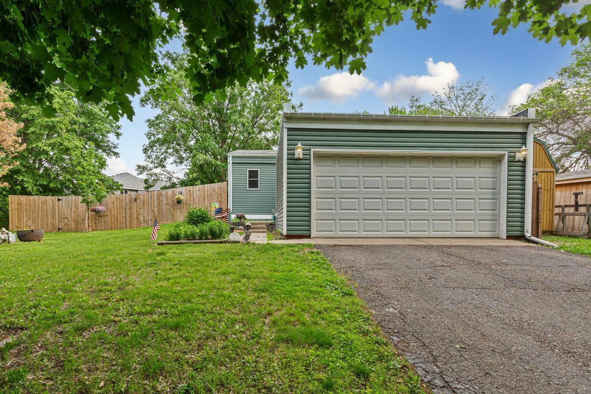 Property Photo: 1858 Kennedy Court MN 55057