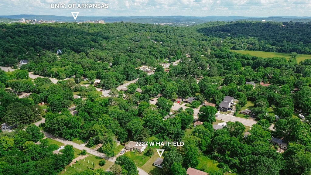Property Photo: 2227 Hatfield Street AR 72703
