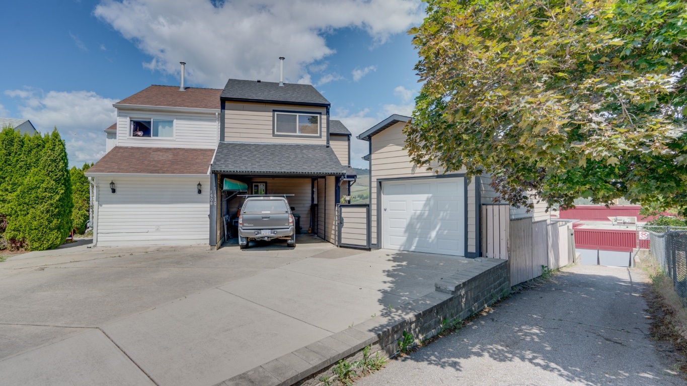 Property Photo: 1508 37 Street BC V1T 8E2